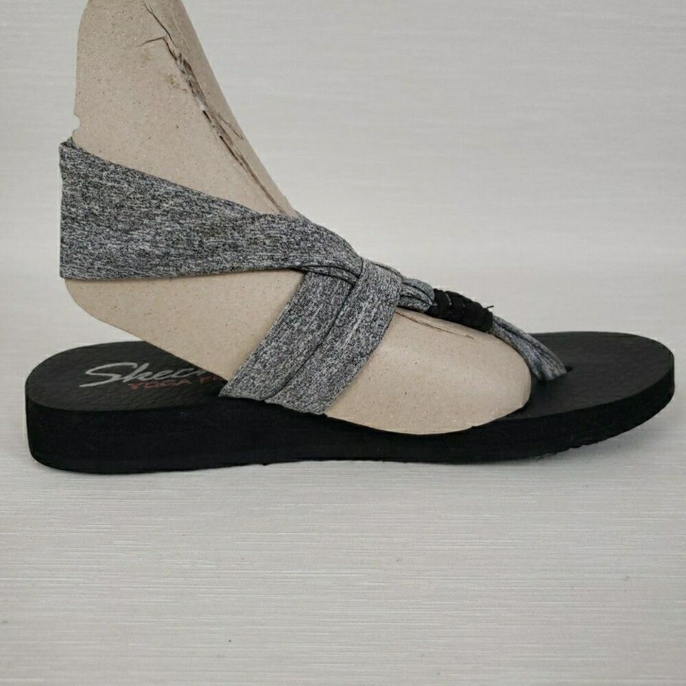 Skechers Yoga Foam Sandals Women 7 Grey Black Slingback Thong Summer Footwear - Picture 7 of 16